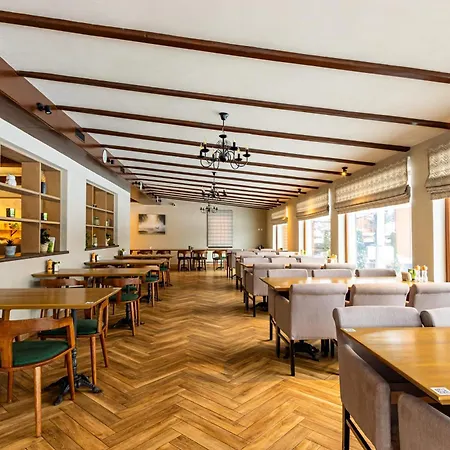 La кrechunu Hotel *